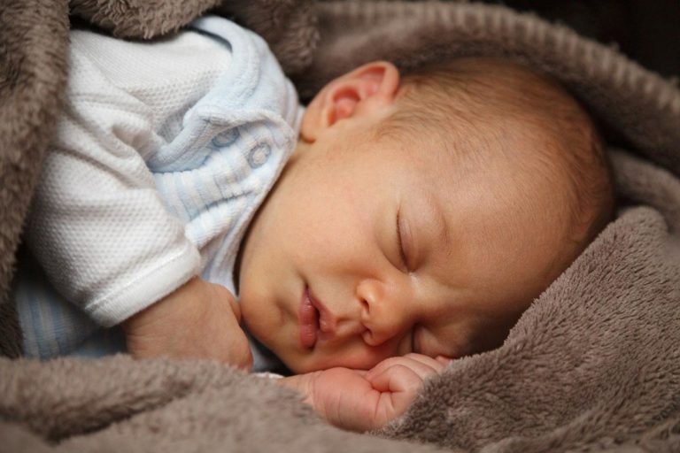 Rożek niemowlęcy – w czym pomoże?